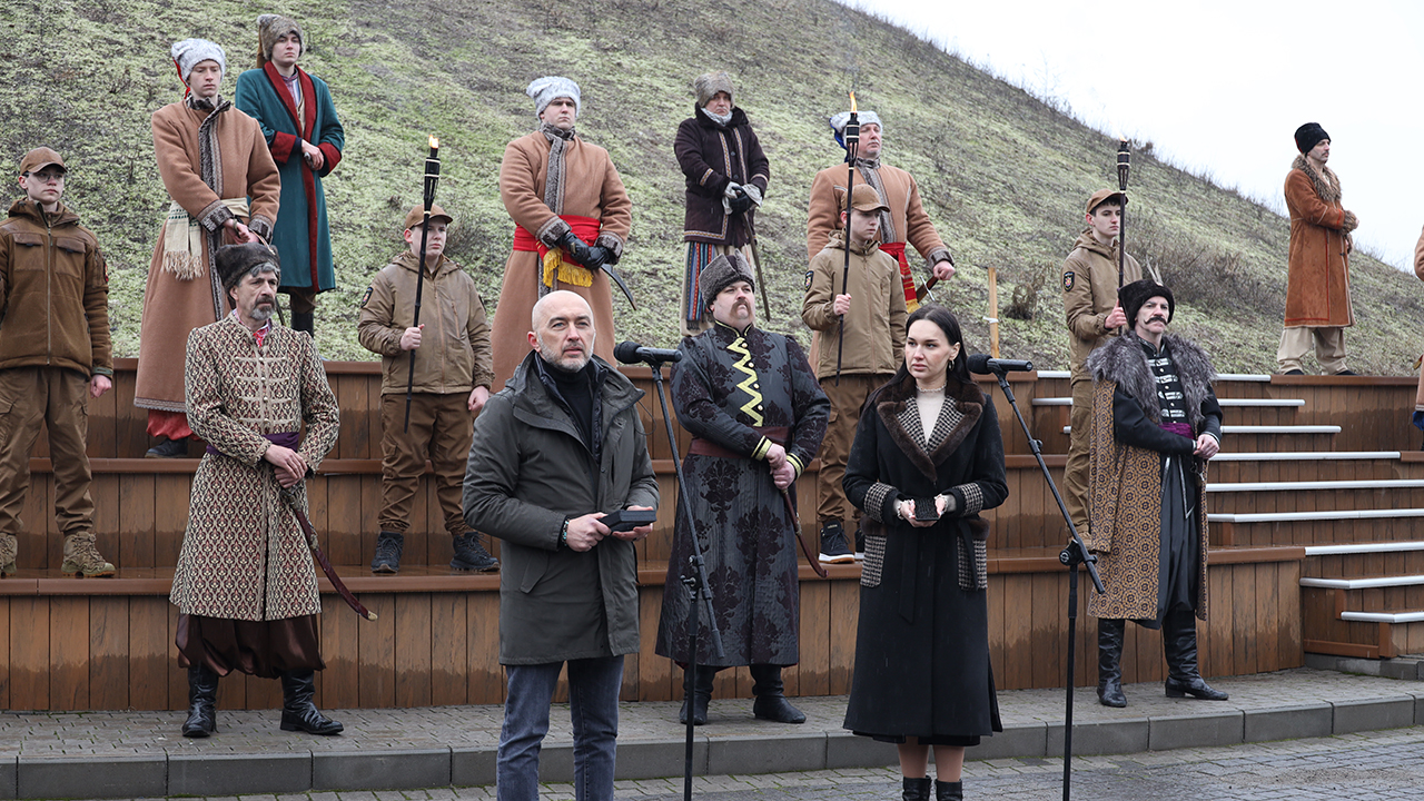 Три нові обігові пам’ятні монети із серії "Ми сильні. Ми разом" присвячені прифронтовим регіонам – Запоріжжю, Харківщині та Херсонщині (2)