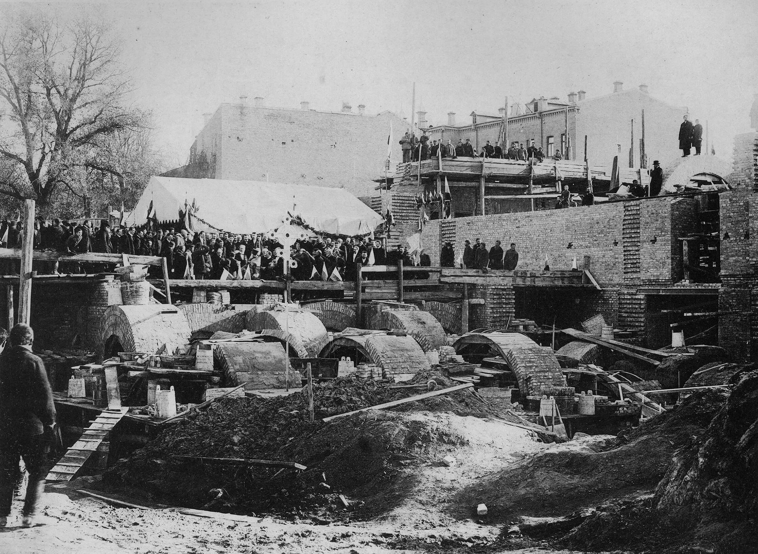 Історія будівлі НБУ